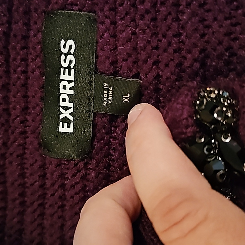 Sweater - Picture 5 of 7